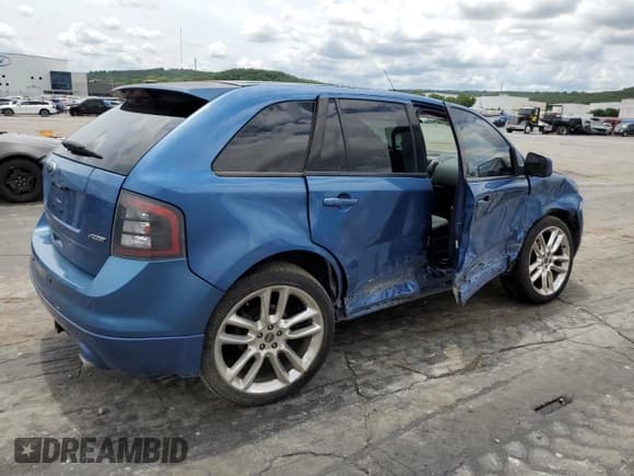 ✅ 2009 Ford Edge Sport • VIN: 2FMDK30C49BA71605 • Лот: 78853754. Опубликован ранее на Copart с пробегом 185 833 миль. Бесплатный доступ к архиву аукционных продаж из США и подробный отчёт об истории автомобиля на DreamBid. Изображение 3.