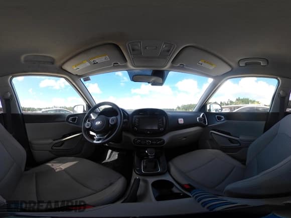 ✅ 2021 Kia Soul S • VIN: KNDJ23AU0M7140659 • Lot: 42637530. Listed on IAAI with 29,058 mi. Free auction sales archive from the USA and detailed vehicle history report at DreamBid. Image 19.