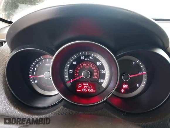 ✅ 2012 Kia Forte LX • VIN: KNAFT4A22C5599982 • Лот: 43533816. Опубликован ранее на IAAI с пробегом 186 750 миль. Бесплатный доступ к архиву аукционных продаж из США и подробный отчёт об истории автомобиля на DreamBid. Изображение 7.