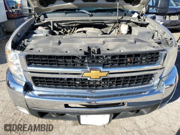 ✅ 2007 Chevrolet Silverado 2500HD Work Truck • VIN: 1GCHK29K17E595421 • Лот: 80913964. Опубликован ранее на Copart с пробегом 190 244 миль. Бесплатный доступ к архиву аукционных продаж из США и подробный отчёт об истории автомобиля на DreamBid. Изображение 11.