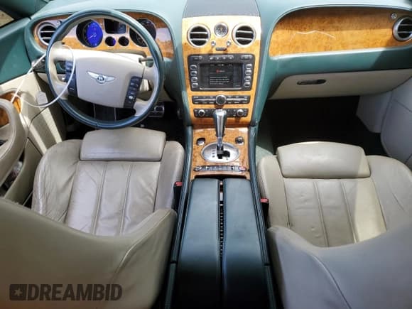✅ 2005 Bentley Continental GT GT • VIN: SCBCR63W45C027796 • Lot: 55390734. Listed on Copart with 54,288 mi. Free auction sales archive from the USA and detailed vehicle history report at DreamBid. Image 8.