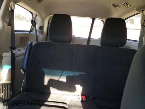 ✅ 2017 Dodge Grand Caravan SE • VIN: 2C4RDGBG6HR580127 • Lot: 91029945. Wystawiony na Copart z przebiegiem 157 071 mil. Bezpłatny archiwum sprzedaży aukcyjnych z USA i szczegółowy raport historii pojazdu na DreamBid. Zdjęcie 10.