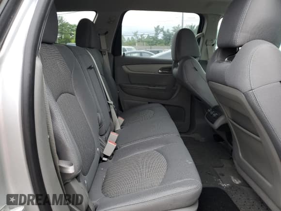 ✅ 2017 Chevrolet Traverse LT • VIN: 1GNKRGKD8HJ348701 • Lot: 55450334. Wystawiony na Copart z przebiegiem 92 522 mil. Bezpłatny archiwum sprzedaży aukcyjnych z USA i szczegółowy raport historii pojazdu na DreamBid. Zdjęcie 11.