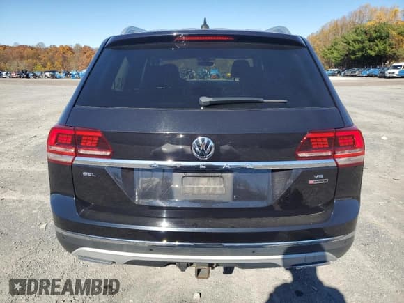 ✅ 2019 Volkswagen Atlas SEL • VIN: 1V2MR2CA6KC556109 • Lot: 91114425. Wystawiony na Copart z przebiegiem 82 956 mil. Bezpłatny archiwum sprzedaży aukcyjnych z USA i szczegółowy raport historii pojazdu na DreamBid. Zdjęcie 6.