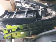 ✅ 2025 Land Rover Range Rover Velar Dynamic SE • VIN: SALYL2EX8SA810607 • Lot: 41568626. Listed on IAAI with 565 mi. Free auction sales archive from the USA and detailed vehicle history report at DreamBid. Image 12.