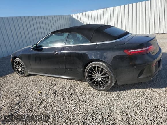 ✅ 2022 Mercedes-Benz E 450 • VIN: W1K1K5JB6NF186973 • Лот: 41450315. Опубликован ранее на Copart с пробегом 32 809 миль. Бесплатный доступ к архиву аукционных продаж из США и подробный отчёт об истории автомобиля на DreamBid. Изображение 2.