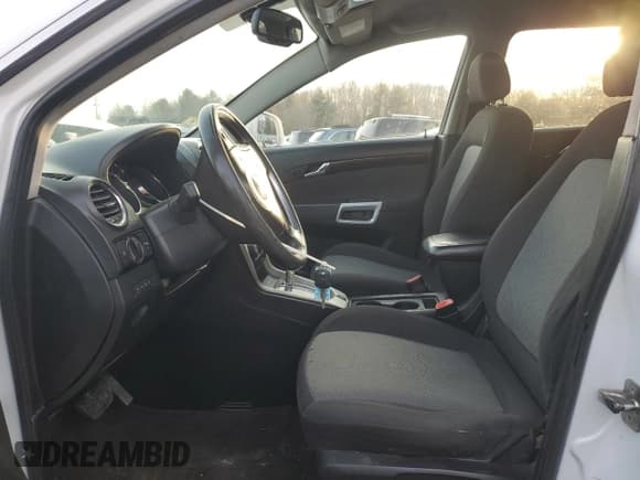 ✅ 2014 Chevrolet Captiva Sport LS • VIN: 3GNAL2EK8ES591445 • Lot: 46458615. Wystawiony na Copart z przebiegiem 150 444 mil. Bezpłatny archiwum sprzedaży aukcyjnych z USA i szczegółowy raport historii pojazdu na DreamBid. Zdjęcie 7.