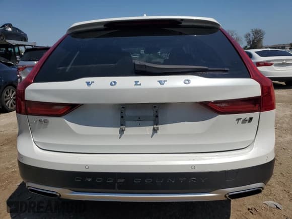 ✅ 2017 Volvo V90 • VIN: YV4A22NL3H1003765 • Лот: 50584944. Опубликован ранее на Copart с пробегом 48 787 миль. Бесплатный доступ к архиву аукционных продаж из США и подробный отчёт об истории автомобиля на DreamBid. Изображение 6.