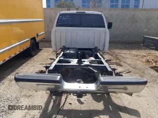 2002 Dodge 3500 z VIN 3B7MF33612M257167, wystawiony jako Copart lot #44045925 z przebiegiem Nie podano mil oraz Szkoda całkowita • Salvage title. Historia ofert i sprzedaży dostępna na DreamBid. Obrazek 6.