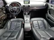 ✅ 2017 Audi A3 Premium Plus • VIN: WAUGUGFF5H1036793 • Lot: 58586825. Wystawiony na Copart z przebiegiem 91 369 mil. Bezpłatny archiwum sprzedaży aukcyjnych z USA i szczegółowy raport historii pojazdu na DreamBid. Zdjęcie 8.