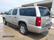 ✅ 2009 Chevrolet Suburban LS • VIN: 1GNFC16029R201204 • Lot: 42855407. Listed on IAAI with 220,289 mi. Free auction sales archive from the USA and detailed vehicle history report at DreamBid. Image 3.