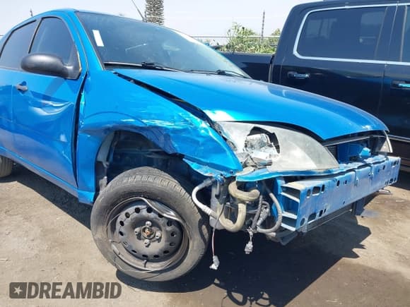 ✅ 2007 Ford Focus S • VIN: 1FAHP34N57W157378 • Lot: 43121550. Listed on IAAI with 76,057 mi. Free auction sales archive from the USA and detailed vehicle history report at DreamBid. Image 6.