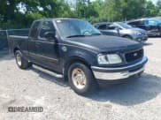 ✅ 1998 Ford F-150 • VIN: 1FTZX1762WNB88647 • Lot: 42682271. Wystawiony na IAAI z przebiegiem 187 520 mil. Bezpłatny archiwum sprzedaży aukcyjnych z USA i szczegółowy raport historii pojazdu na DreamBid. Zdjęcie 1.
