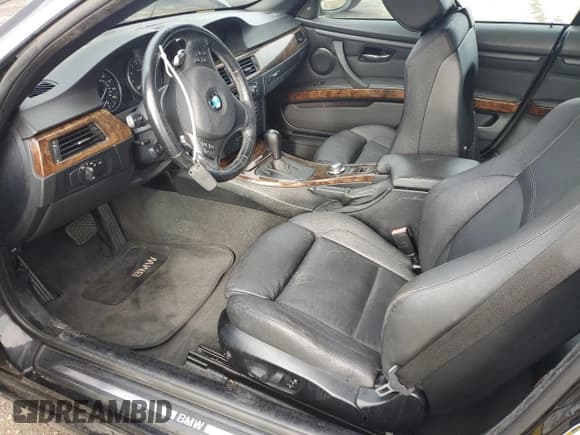 ✅ 2008 BMW 3 Series 335i • VIN: WBAWL73538P178132 • Лот: 92894395. Опубликован ранее на Copart с пробегом Не указан. Бесплатный доступ к архиву аукционных продаж из США и подробный отчёт об истории автомобиля на DreamBid. Изображение 7.