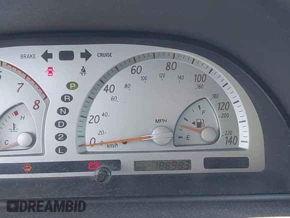 ✅ 2002 Toyota Camry XLE • VIN: JTDBF32K220027033 • Lot: 42857092. Listed on IAAI with 188,983 mi. Free auction sales archive from the USA and detailed vehicle history report at DreamBid. Image 7.