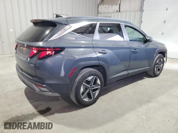 ✅ 2025 Hyundai Tucson SEL • VIN: 5NMJBCDEXSH506041 • Лот: 89557195. Опубликован ранее на Copart с пробегом 22 950 миль. Бесплатный доступ к архиву аукционных продаж из США и подробный отчёт об истории автомобиля на DreamBid. Изображение 3.