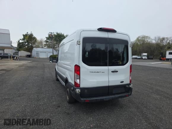 ✅ 2018 Ford Transit • VIN: 1FTBW2CM5JKA75168 • Лот: 52987495. Опубликован ранее на Copart с пробегом 216 104 миль. Бесплатный доступ к архиву аукционных продаж из США и подробный отчёт об истории автомобиля на DreamBid. Изображение 3.