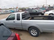 ✅ 2001 Nissan Frontier XE • VIN: 1N6DD26SX1C403457 • Lot: 43542375. Wystawiony na IAAI z przebiegiem 252 167 mil. Bezpłatny archiwum sprzedaży aukcyjnych z USA i szczegółowy raport historii pojazdu na DreamBid. Zdjęcie 15.