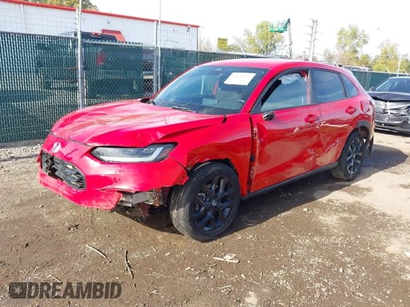 ✅ 2024 Honda HR-V Sport • VIN: 3CZRZ2H5XRM778593 • Lot: 43478351. Listed on IAAI with 33,210 mi. Free auction sales archive from the USA and detailed vehicle history report at DreamBid. Image 2.