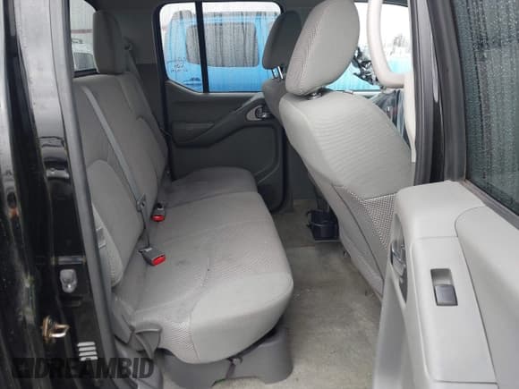 ✅ 2015 Nissan Frontier SV • VIN: 1N6AD0ER1FN725339 • Lot: 43735784. Wystawiony na IAAI z przebiegiem 141 806 mil. Bezpłatny archiwum sprzedaży aukcyjnych z USA i szczegółowy raport historii pojazdu na DreamBid. Zdjęcie 8.