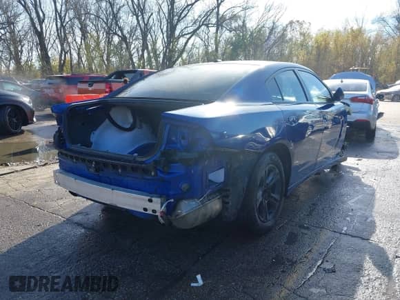 2020 Dodge Charger SXT с VIN 2C3CDXBG6LH144127, выставлен на аукционе IAAI как лот 40927988 с пробегом Не указан миль и . История ставок и продаж доступна на DreamBid. Изображение 4.