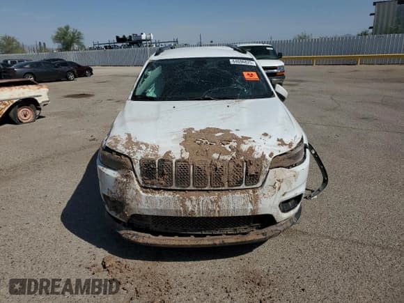 ✅ 2019 Jeep Cherokee Altitude • VIN: 1C4PJLLB4KD377324 • Lot: 64696825. Listed on Copart with 96,775 mi. Free auction sales archive from the USA and detailed vehicle history report at DreamBid. Image 5.