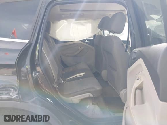 ✅ 2013 Ford Escape SE • VIN: 1FMCU9GX8DUA29040 • Lot: 43583203. Wystawiony na IAAI z przebiegiem 174 594 mil. Bezpłatny archiwum sprzedaży aukcyjnych z USA i szczegółowy raport historii pojazdu na DreamBid. Zdjęcie 8.