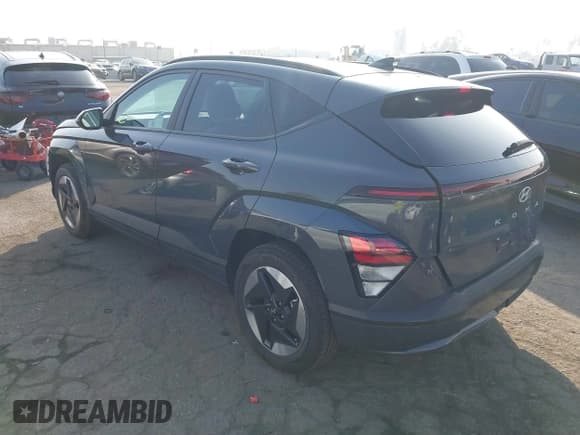 ✅ 2024 Hyundai Kona SEL • VIN: KM8HC3A61RU014490 • Lot: 41022202. Listed on IAAI with 5,768 mi. Free auction sales archive from the USA and detailed vehicle history report at DreamBid. Image 3.