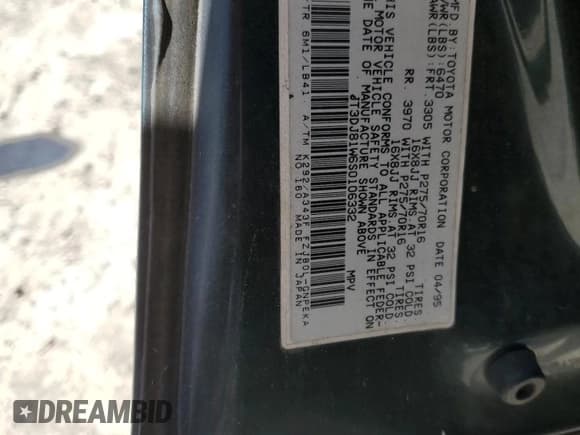 ✅ 1995 Toyota Land Cruiser • VIN: JT3DJ81W6S0106332 • Lot: 47772055. Listed on Copart with 214,499 mi. Free auction sales archive from the USA and detailed vehicle history report at DreamBid. Image 14.