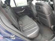 ✅ 2019 BMW X5 xDrive40i • VIN: 5UXCR6C5XKLL34906 • Lot: 93311075. Wystawiony na Copart z przebiegiem 159 461 mil. Bezpłatny archiwum sprzedaży aukcyjnych z USA i szczegółowy raport historii pojazdu na DreamBid. Zdjęcie 11.