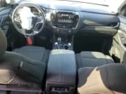 ✅ 2018 Chevrolet Traverse LT Cloth • VIN: 1GNERGKW4JJ235591 • Lot: 66465724. Wystawiony na Copart z przebiegiem 125 740 mil. Bezpłatny archiwum sprzedaży aukcyjnych z USA i szczegółowy raport historii pojazdu na DreamBid. Zdjęcie 8.