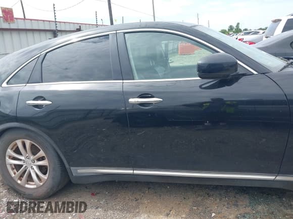 ✅ 2011 Infiniti FX • VIN: JN8AS1MW6BM731065 • Lot: 42646018. Wystawiony na IAAI z przebiegiem Nie podano. Bezpłatny archiwum sprzedaży aukcyjnych z USA i szczegółowy raport historii pojazdu na DreamBid. Zdjęcie 13.