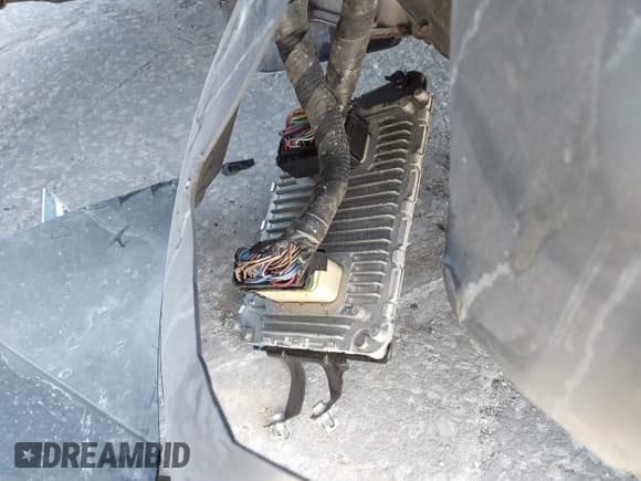 ✅ 2017 Dodge Grand Caravan SE • VIN: 2C4RDGBG3HR648996 • Lot: 39329230. Wystawiony na IAAI z przebiegiem 108 260 mil. Bezpłatny archiwum sprzedaży aukcyjnych z USA i szczegółowy raport historii pojazdu na DreamBid. Zdjęcie 13.