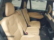 ✅ 2016 Volvo XC90 T6 Momentum • VIN: YV4A22PK6G1037511 • Лот: 43178011. Опубликован ранее на IAAI с пробегом 109 245 миль. Бесплатный доступ к архиву аукционных продаж из США и подробный отчёт об истории автомобиля на DreamBid. Изображение 8.