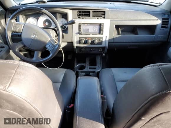 2010 Dodge Dakota Laramie with VIN 1D7RW5GP4AS118053, listed as a Copart auction lot 48143805 with 131,531 mi miles and Clean title. Bid and sale history available at DreamBid. Image 8.