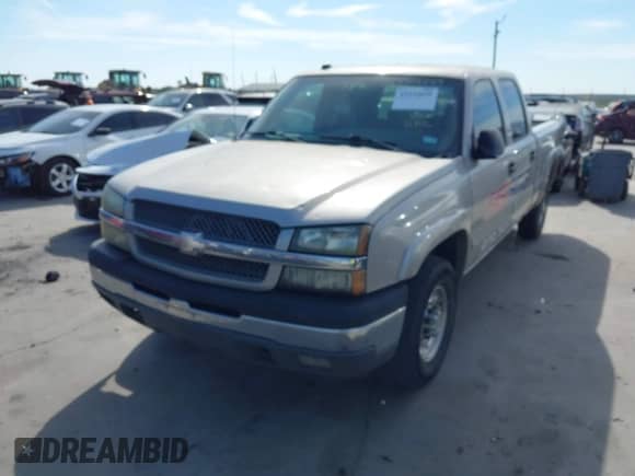 2004 Chevrolet Silverado 2500 LS с VIN 1GCGC23U94F176306, выставлен на аукционе IAAI как лот 43324049 с пробегом 186 998 миль миль и . История ставок и продаж доступна на DreamBid. Изображение 2.