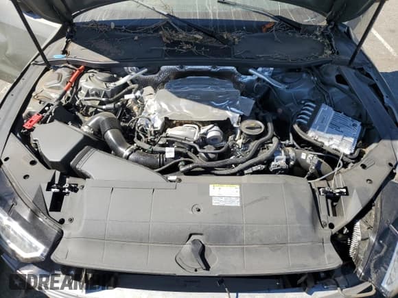 ✅ 2024 Audi A7 • VIN: WAUU2BF22RN060245 • Лот: 65700815. Опубликован ранее на Copart с пробегом 6 678 миль. Бесплатный доступ к архиву аукционных продаж из США и подробный отчёт об истории автомобиля на DreamBid. Изображение 11.