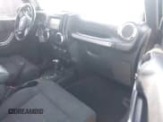 ✅ 2012 Jeep Wrangler Unlimited Rubicon • VIN: 1C4HJWFG2CL164005 • Lot: 43238464. Wystawiony na IAAI z przebiegiem 165 751 mil. Bezpłatny archiwum sprzedaży aukcyjnych z USA i szczegółowy raport historii pojazdu na DreamBid. Zdjęcie 5.