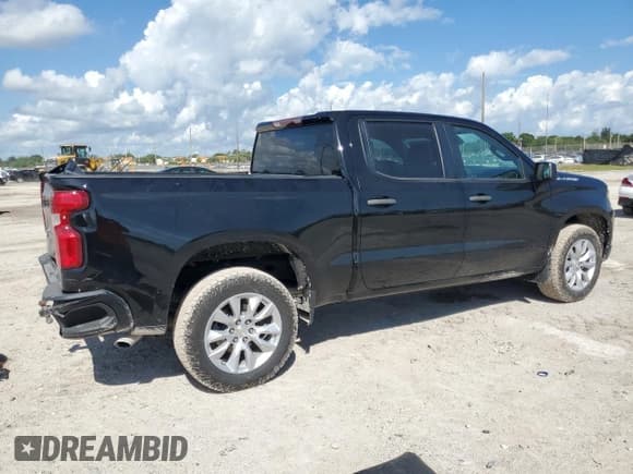 ✅ 2022 Chevrolet Silverado 1500 Custom • VIN: 3GCPABEK1NG639590 • Лот: 80809655. Опубликован ранее на Copart с пробегом 25 650 миль. Бесплатный доступ к архиву аукционных продаж из США и подробный отчёт об истории автомобиля на DreamBid. Изображение 3.