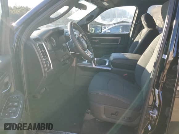 2021 Ram 1500 Warlock z VIN 1C6RR6GT3MS524535, wystawiony jako Copart lot #80835234 z przebiegiem 28 933 mil mil oraz Szkoda całkowita • Salvage title. Historia ofert i sprzedaży dostępna na DreamBid. Obrazek 7.