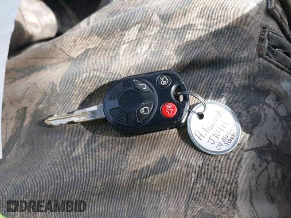 2009 Mercury Mariner Premier with VIN 4M2CU977X9KJ10414, listed as a IAAI auction lot 41880499 with 175,988 mi miles and . Bid and sale history available at DreamBid. Image 11.