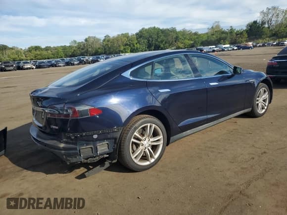 ✅ 2014 Tesla Model S P85D • VIN: 5YJSA1H28EFP64382 • Lot: 80078675. Listed on Copart with 100,188 mi. Free auction sales archive from the USA and detailed vehicle history report at DreamBid. Image 3.