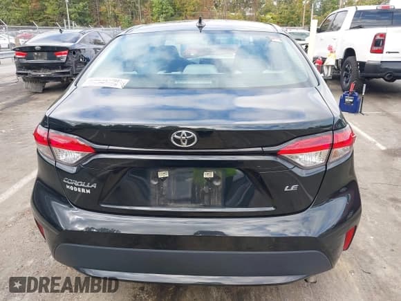 ✅ 2022 Toyota Corolla LE • VIN: 5YFEPMAE5NP320107 • Лот: 43413303. Опубликован ранее на IAAI с пробегом 66 907 миль. Бесплатный доступ к архиву аукционных продаж из США и подробный отчёт об истории автомобиля на DreamBid. Изображение 16.