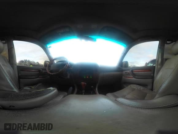 ✅ 2000 Lexus LX 470 • VIN: JT6HT00W9Y0103225 • Lot: 41148826. Wystawiony na IAAI z przebiegiem 270 351 mil. Bezpłatny archiwum sprzedaży aukcyjnych z USA i szczegółowy raport historii pojazdu na DreamBid. Zdjęcie 18.