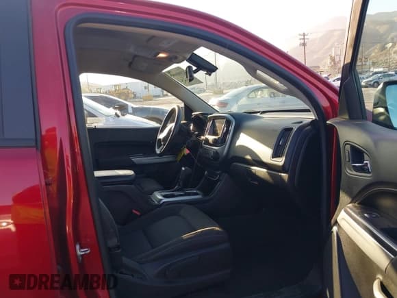 ✅ 2021 Chevrolet Colorado 2WD LT • VIN: 1GCGSCEN7M1158415 • Lot: 42980099. Listed on IAAI with 52,481 mi. Free auction sales archive from the USA and detailed vehicle history report at DreamBid. Image 5.