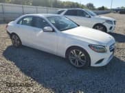 ✅ 2020 Mercedes-Benz C 300 • VIN: 55SWF8DB3LU328066 • Lot: 82344665. Wystawiony na Copart z przebiegiem 63 213 mil. Bezpłatny archiwum sprzedaży aukcyjnych z USA i szczegółowy raport historii pojazdu na DreamBid. Zdjęcie 4.