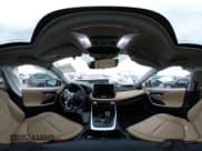 ✅ 2024 Toyota RAV4 XLE Premium • VIN: 2T3C1RFV7RW317400 • Lot: 43571076. Wystawiony na IAAI z przebiegiem 20 215 mil. Bezpłatny archiwum sprzedaży aukcyjnych z USA i szczegółowy raport historii pojazdu na DreamBid. Zdjęcie 22.