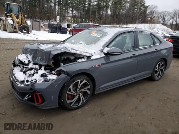 ✅ 2022 Volkswagen Jetta Autobahn • VIN: 3VW2T7BU9NM014747 • Lot: 44771645. Listed on Copart with 29,701 mi. Free auction sales archive from the USA and detailed vehicle history report at DreamBid. Image 1.