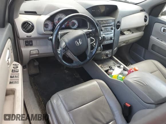 ✅ 2013 Honda Pilot Touring • VIN: 5FNYF3H97DB044350 • Lot: 57681715. Listed on Copart with 155,725 mi. Free auction sales archive from the USA and detailed vehicle history report at DreamBid. Image 8.