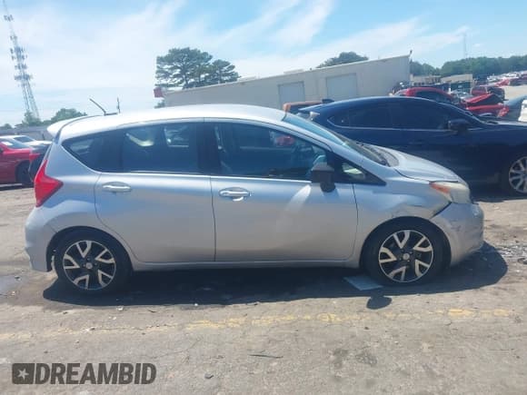 ✅ 2015 Nissan Note S • VIN: 3N1CE2CPXFL357543 • Lot: 42204393. Listed on IAAI with 65,525 mi. Free auction sales archive from the USA and detailed vehicle history report at DreamBid. Image 13.